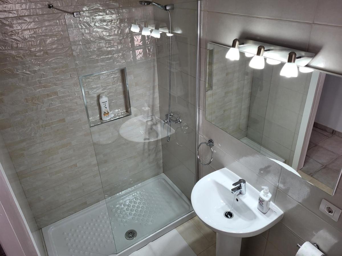 Isabel3 Apartment Tías Екстериор снимка