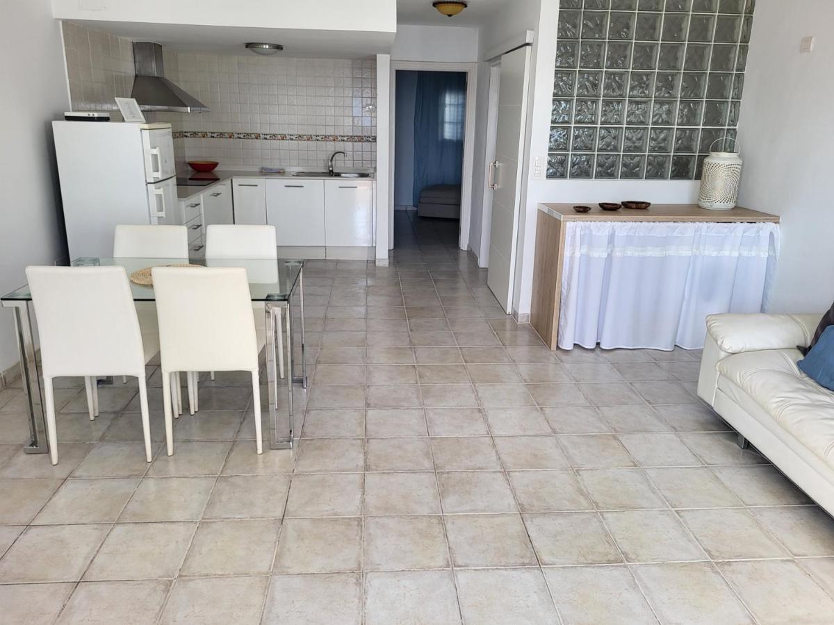 Isabel3 Apartment Tías Екстериор снимка